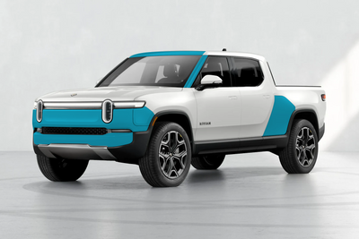Rivian R1T Essentials Kit (Front Bumper, A-Pillars/Roof Strip, Storage Tunnel + PPF Install Kit) - Drive Protected